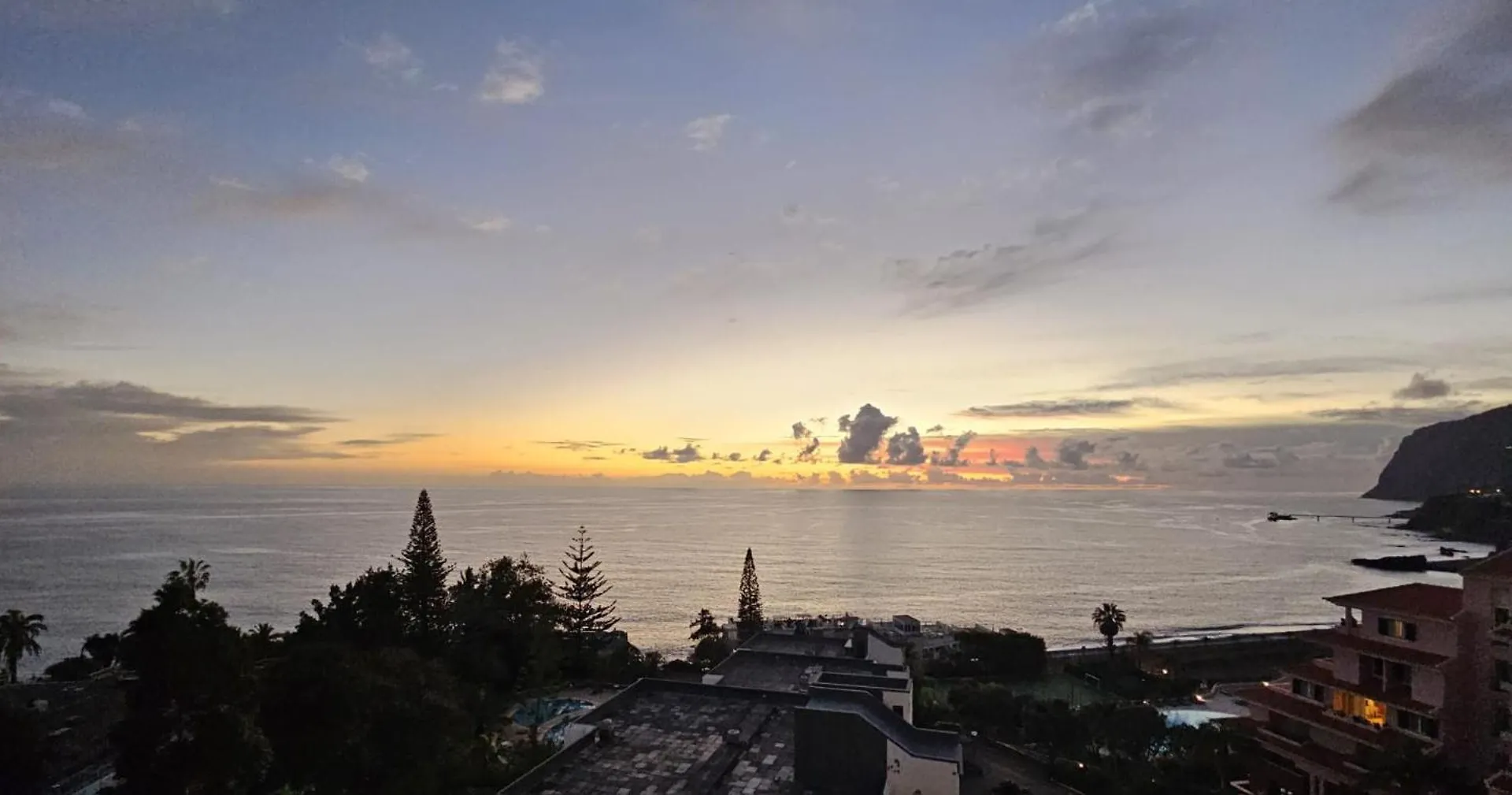 Shearwaters - Sounds Of The Sea Apartment Funchal  0*, Funchal (Madeira) Portugal