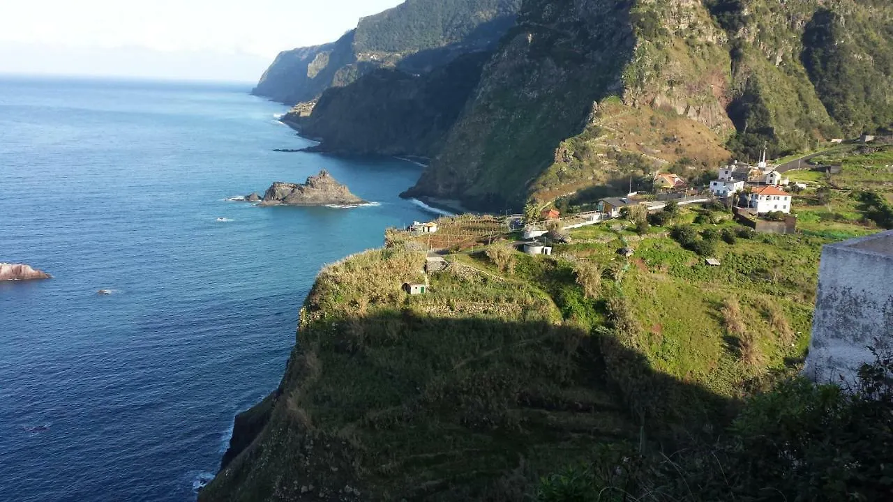Shearwaters - Sounds Of The Sea Apartment Funchal  Funchal (Madeira)